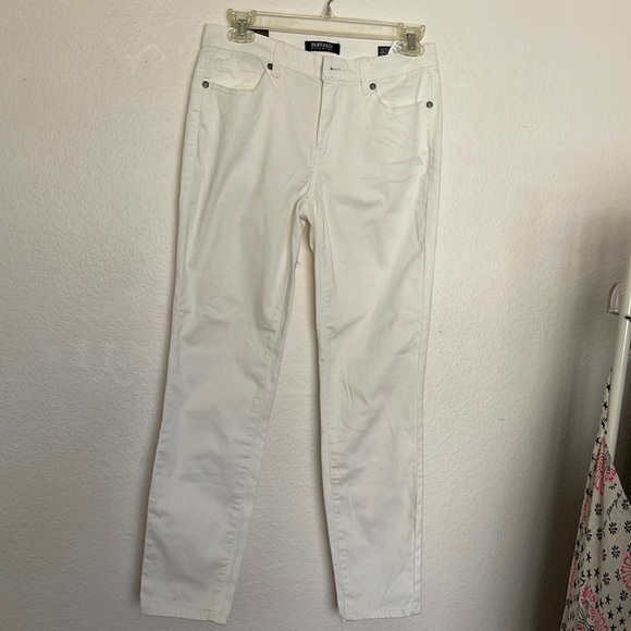 Buffalo David Bitton Pants - BUFFALO. Size 2/26. Color white